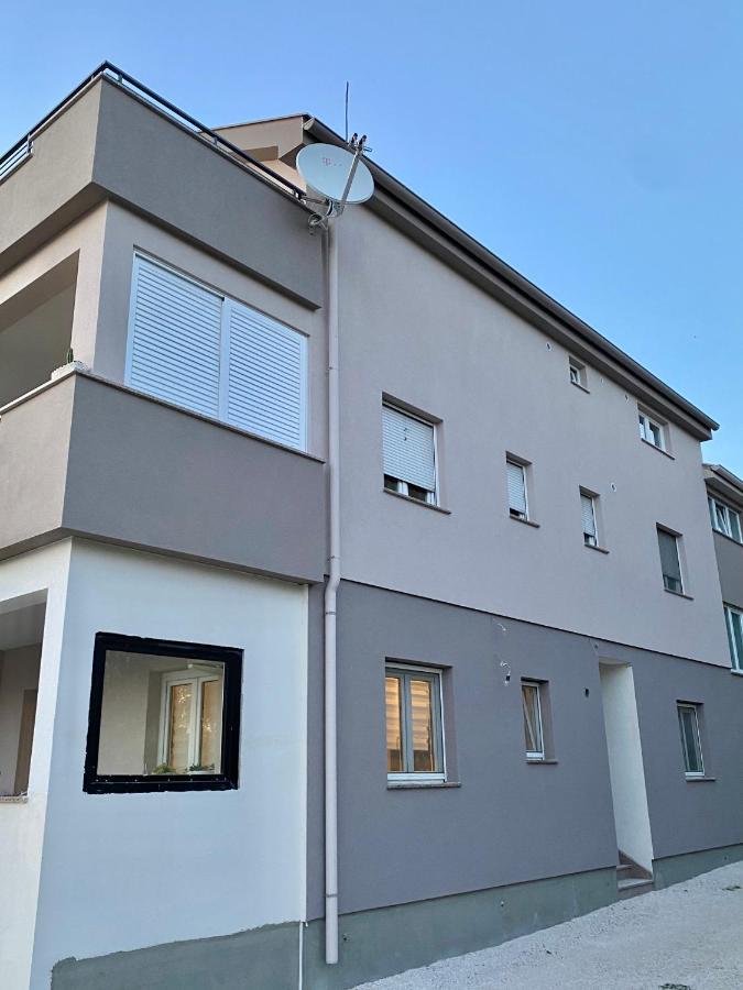 Theros Bibinje Exterior foto